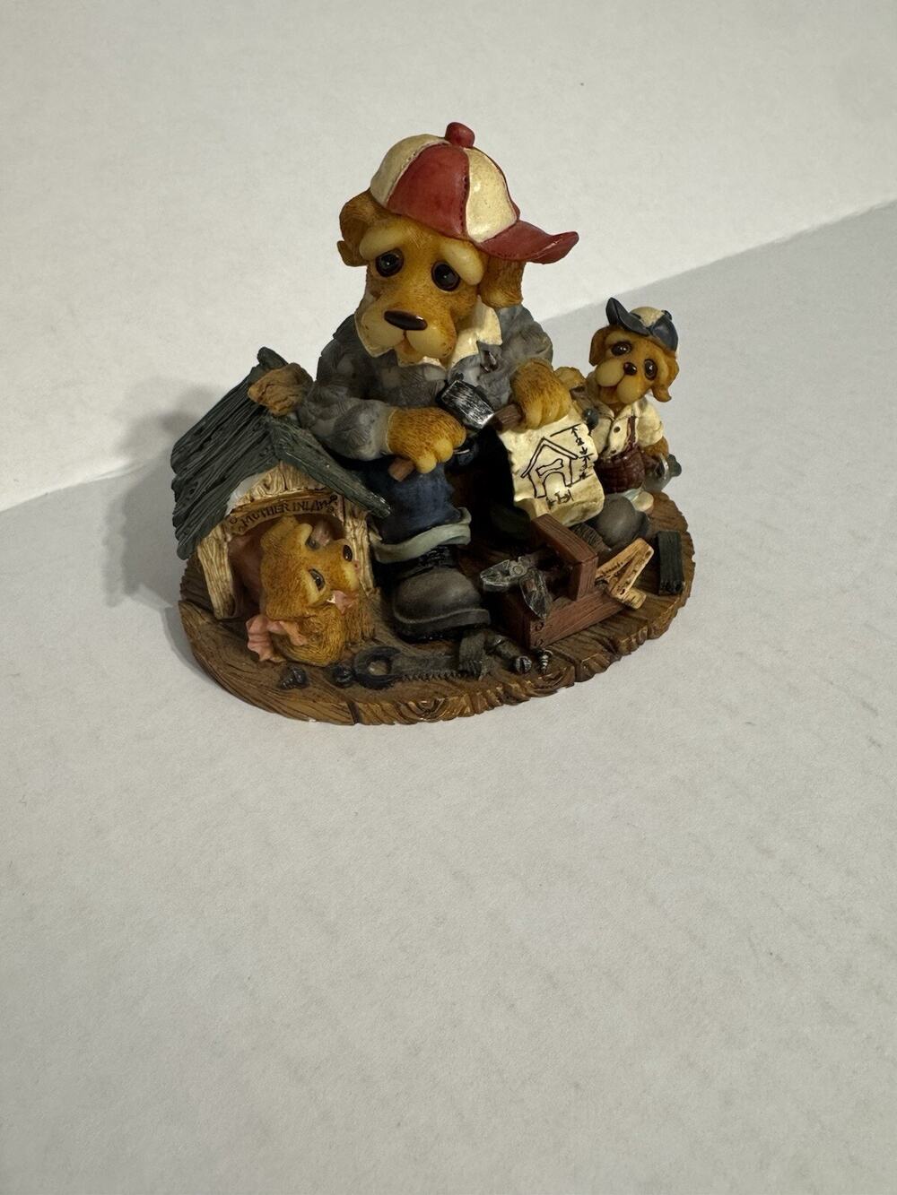 Barkley Crossing Working My Tail Off 1996 Vintage Figurine Character Collectible